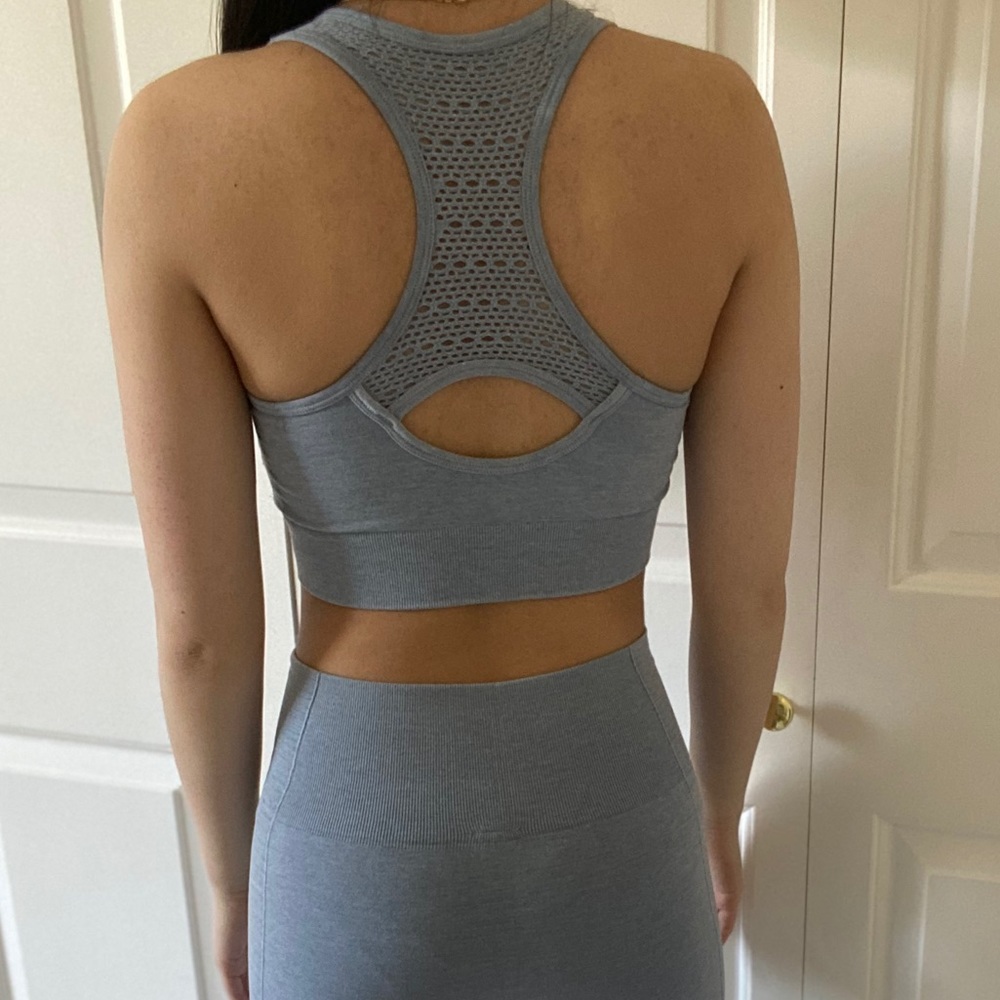 SOOTHE - Sky Blue Workout Lounge 2 Piece Set: Sports Bra & Leggings - Picture 5 of 8